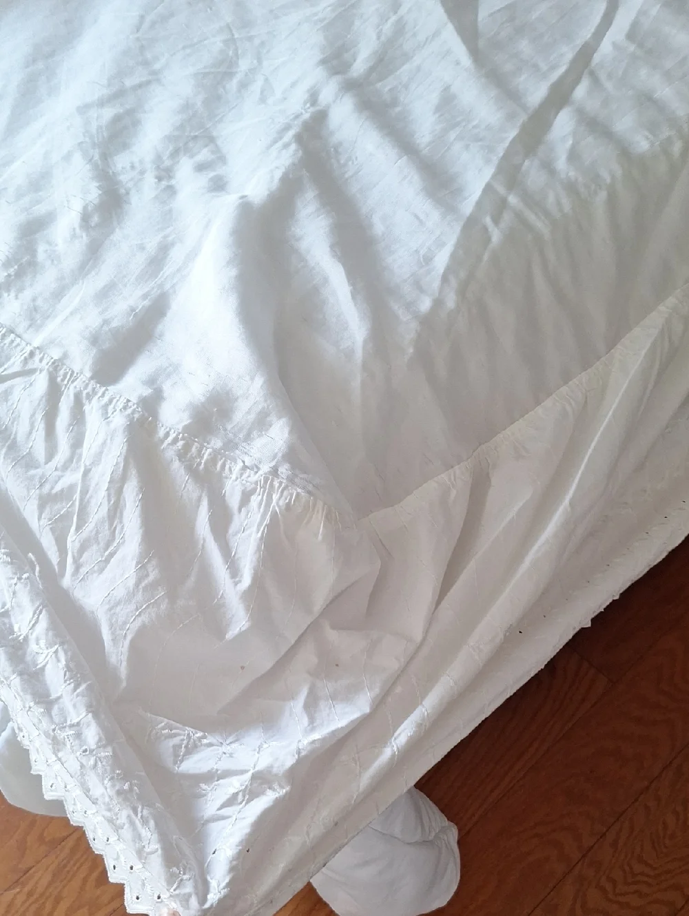 King White Cotton Ruffled Bed Skirt - Classic Home Bedding